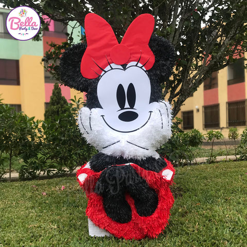 Minnie tradicional soñadora